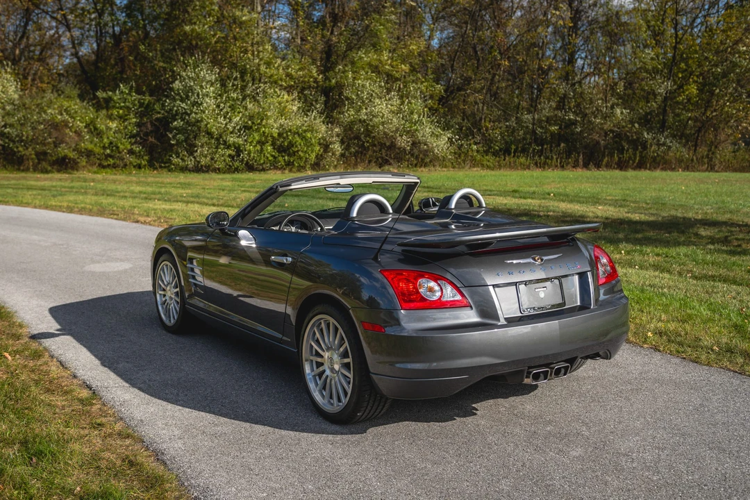 2005 Chrysler Crossfire - Image 17 of 31