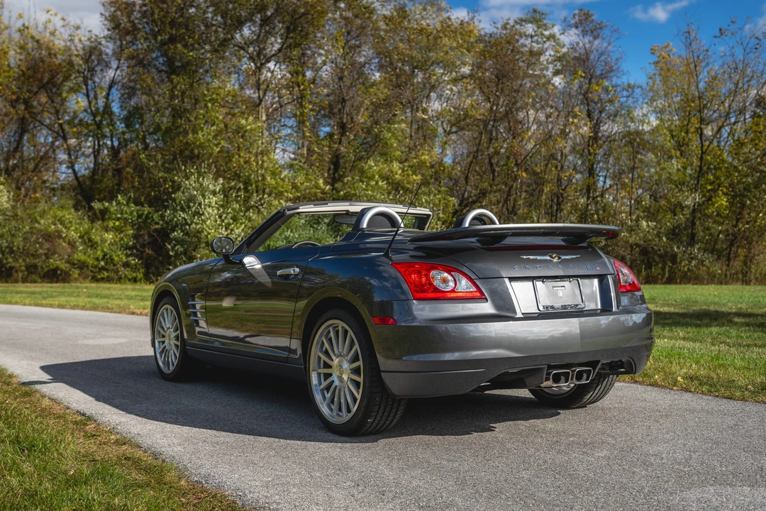 2005 Chrysler Crossfire - Image 16 of 31