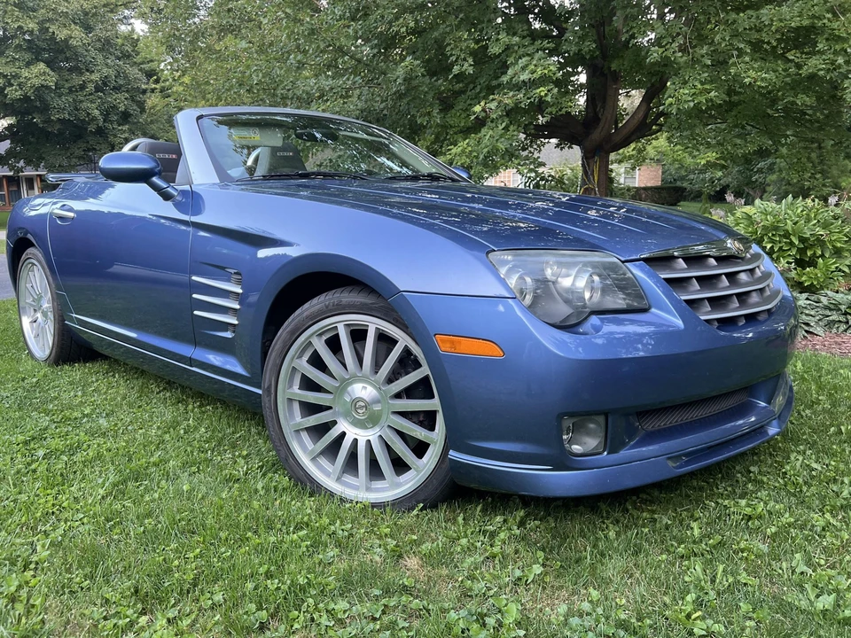 2005 Chrysler Crossfire - Image 8 of 31
