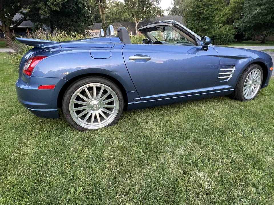2005 Chrysler Crossfire - Image 7 of 31