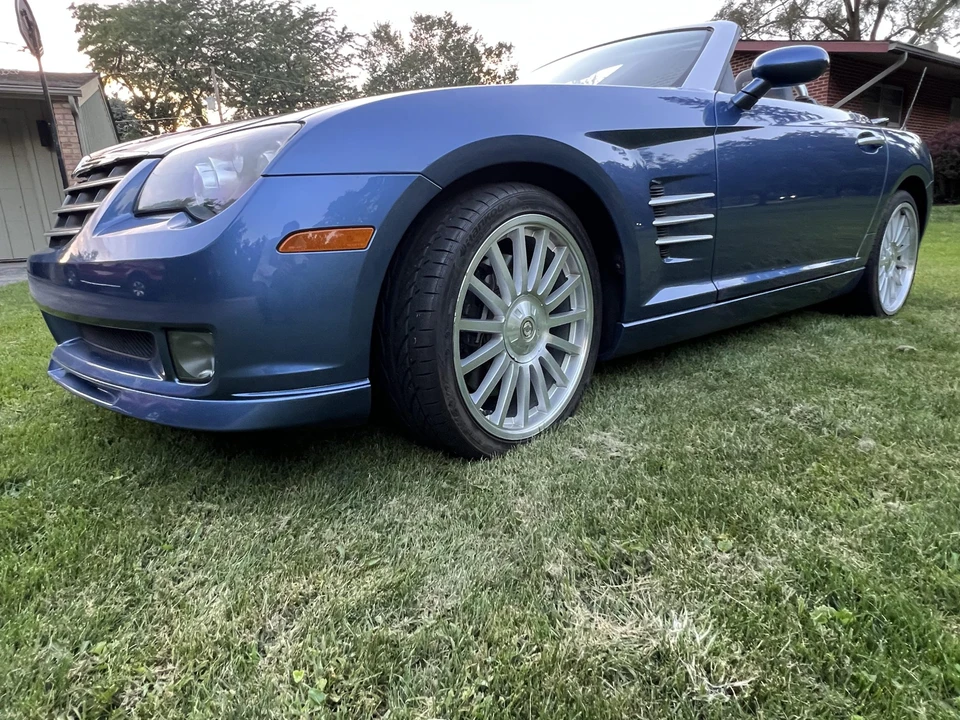 2005 Chrysler Crossfire - Image 3 of 31