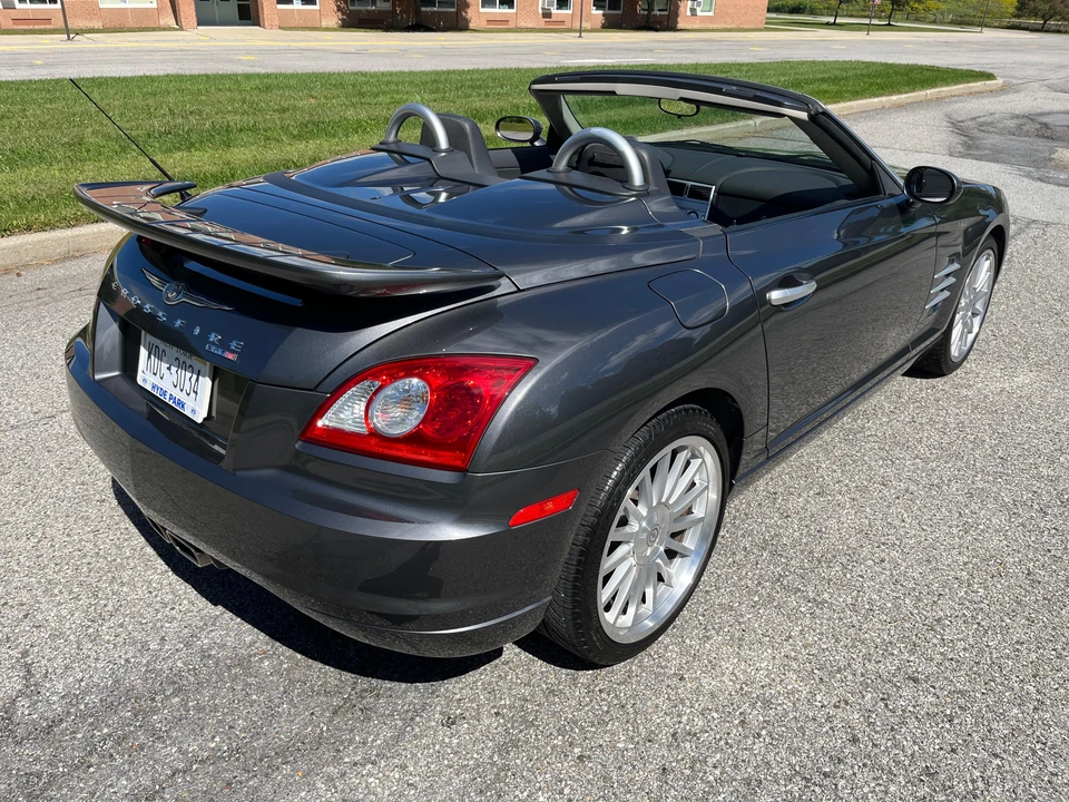 2005 Chrysler Crossfire - Image 13 of 31