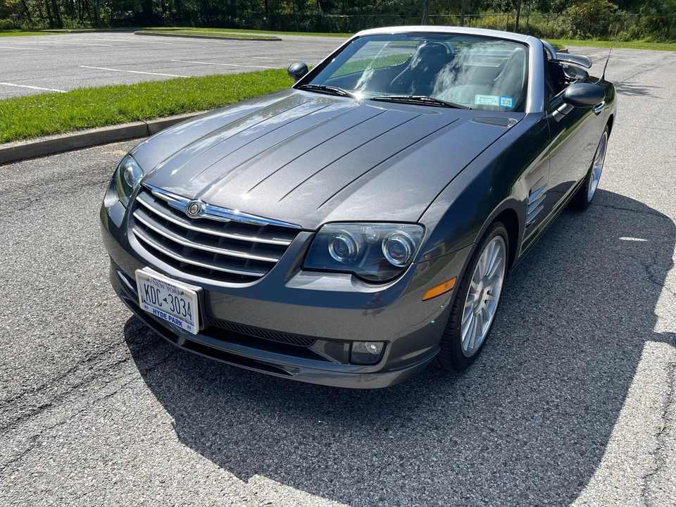 2005 Chrysler Crossfire - Image 6 of 31