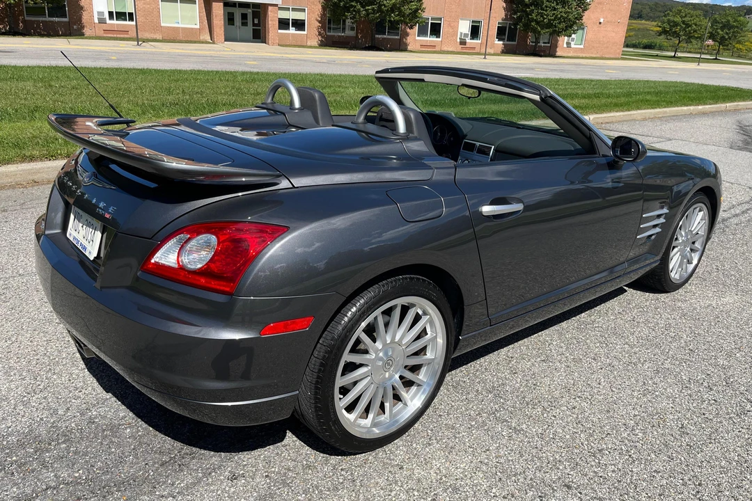2005 Chrysler Crossfire - Image 4 of 31