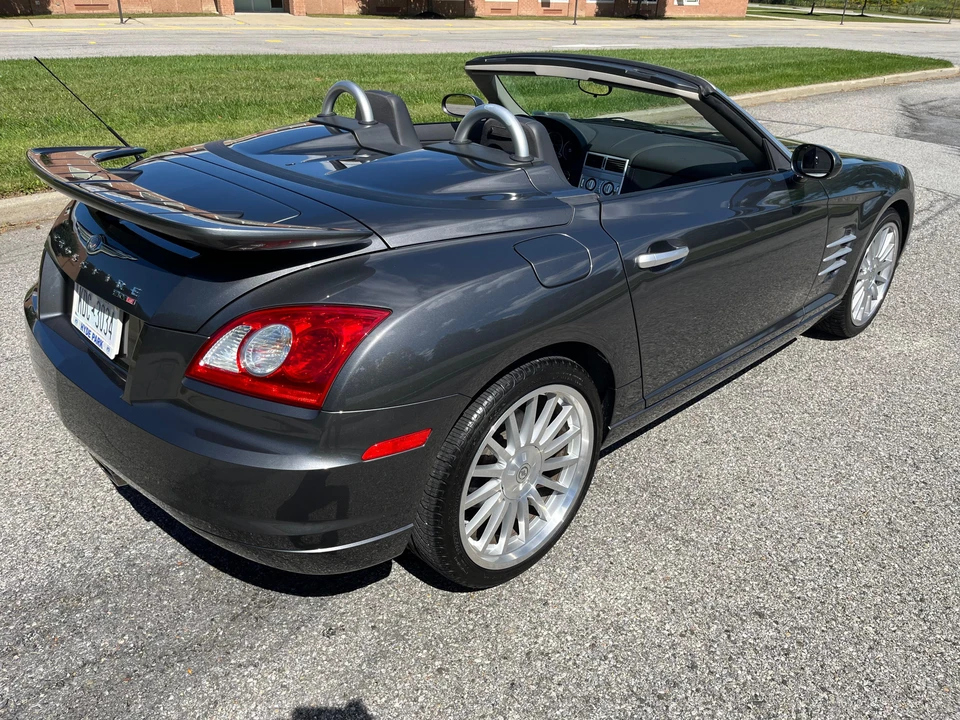 2005 Chrysler Crossfire - Image 14 of 31