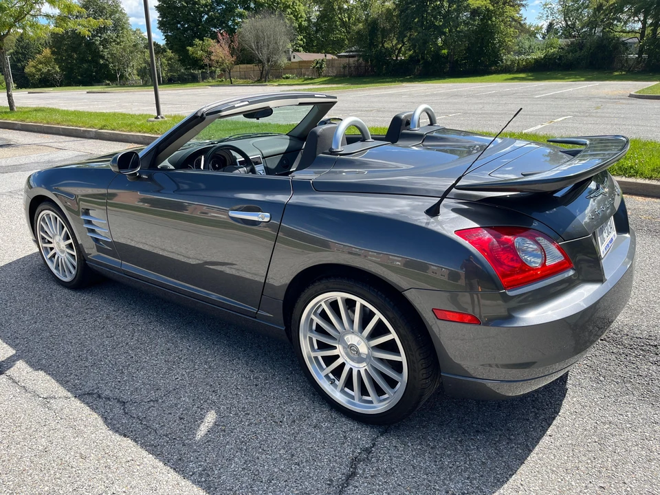 2005 Chrysler Crossfire - Image 9 of 31