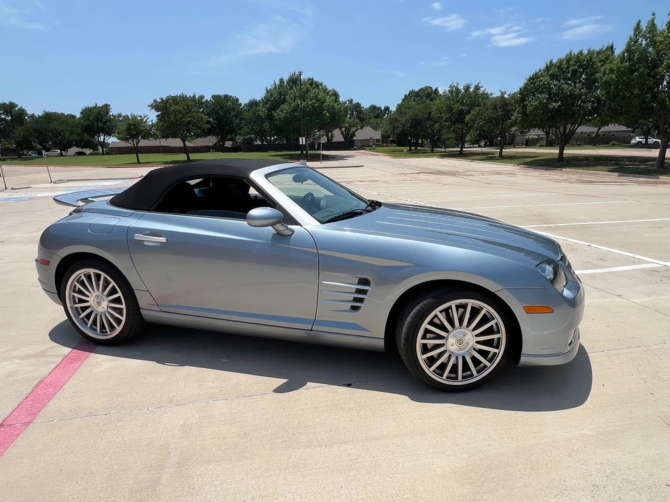 2005 Chrysler Crossfire - Image 23 of 31