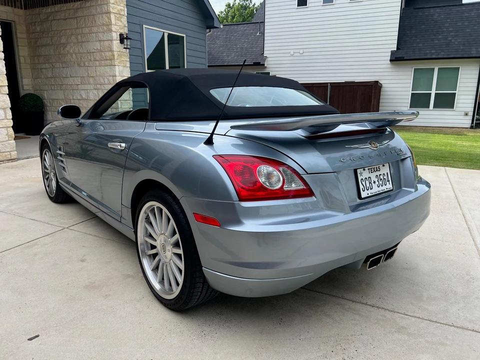 2005 Chrysler Crossfire - Image 21 of 31