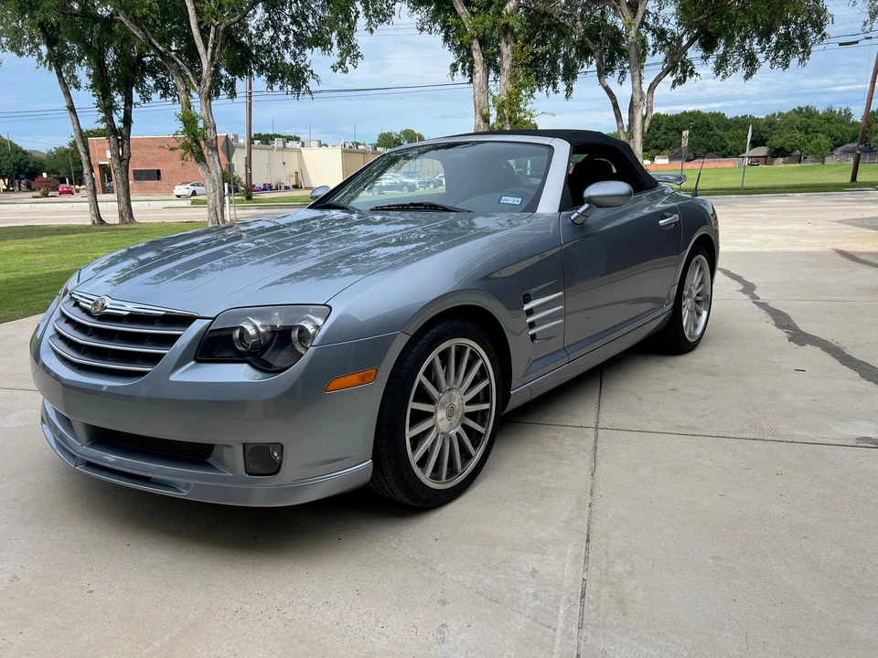 2005 Chrysler Crossfire - Image 17 of 31