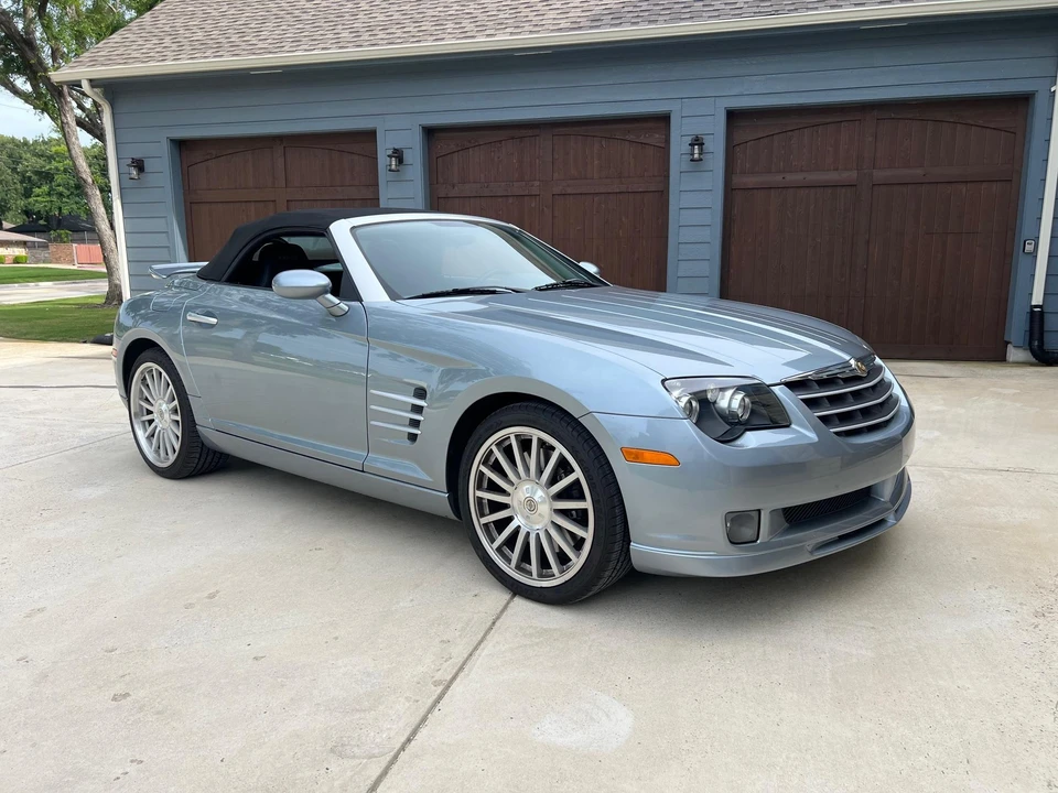 2005 Chrysler Crossfire - Image 24 of 31