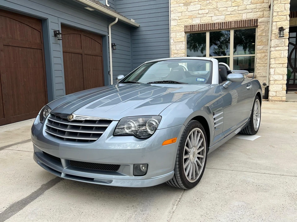 2005 Chrysler Crossfire - Image 6 of 31