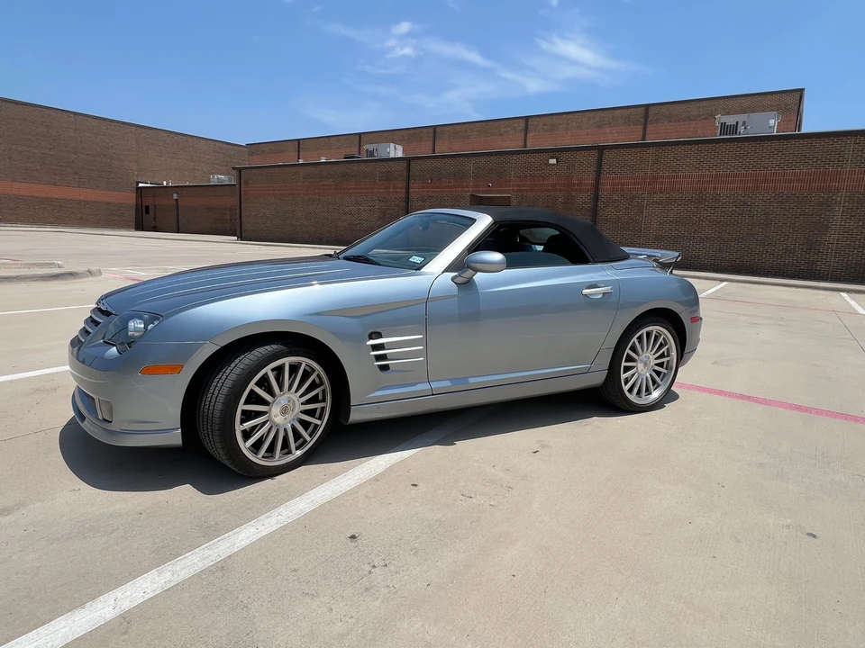 2005 Chrysler Crossfire - Image 18 of 31