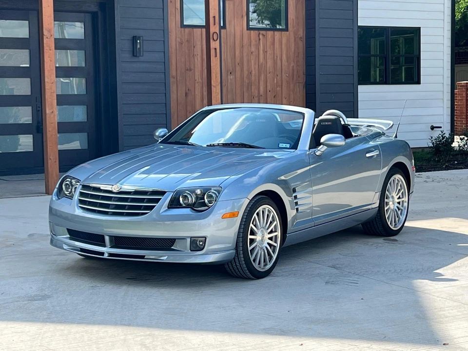 2005 Chrysler Crossfire - Image 8 of 31