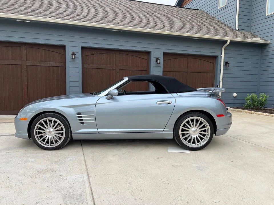 2005 Chrysler Crossfire - Image 19 of 31