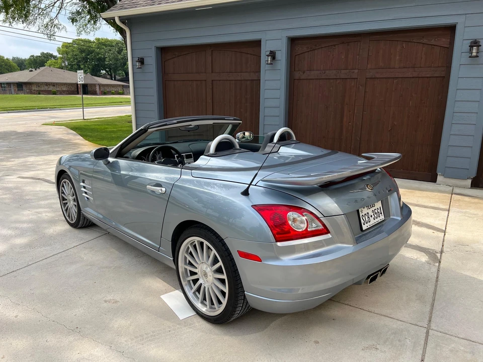 2005 Chrysler Crossfire - Image 11 of 31
