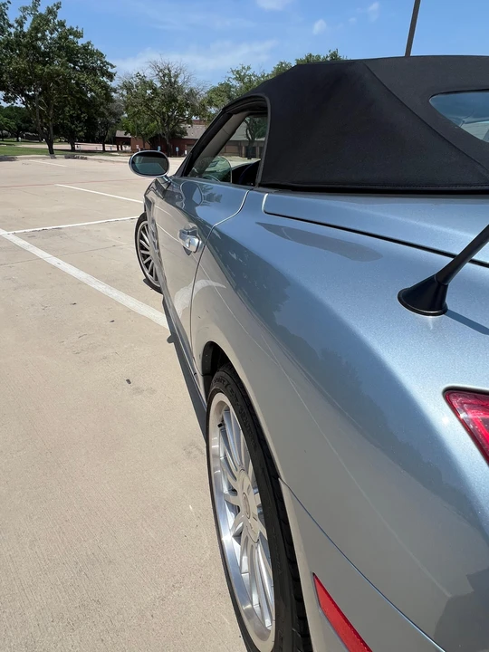 2005 Chrysler Crossfire - Image 28 of 31