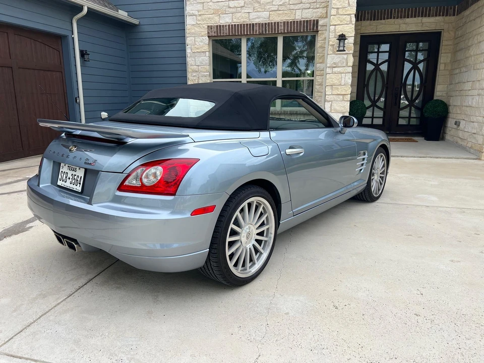 2005 Chrysler Crossfire - Image 22 of 31