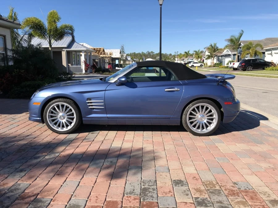 2005 Chrysler Crossfire - Image 2 of 5