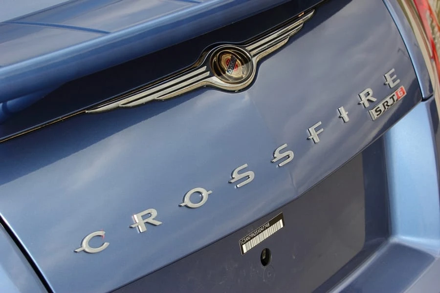 2005 Chrysler Crossfire - Image 10 of 11