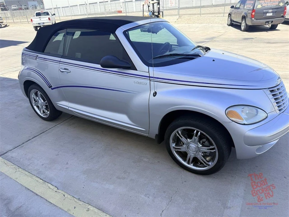 2005 Chrysler PT Cruiser - Image 5 of 11