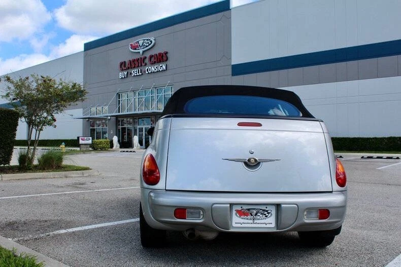 2005 Chrysler PT Cruiser - Image 13 of 21