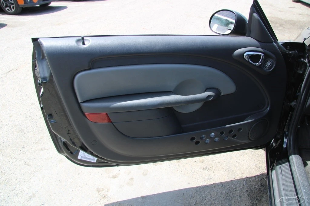 2005 Chrysler PT Cruiser - Image 13 of 21