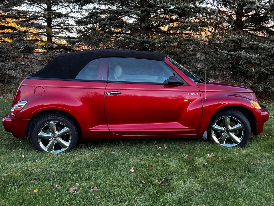 2005 Chrysler PT Cruiser - Image 13 of 31