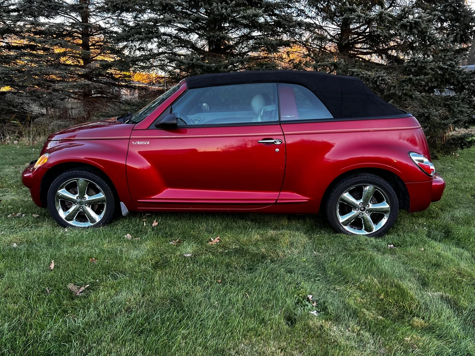 2005 Chrysler PT Cruiser - Image 10 of 31