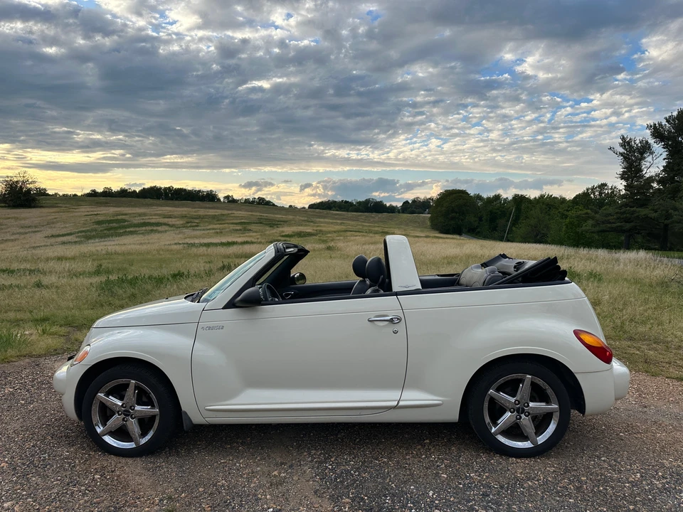 2005 Chrysler PT Cruiser - Image 10 of 31