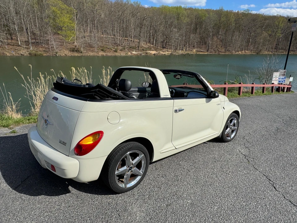 2005 Chrysler PT Cruiser - Image 23 of 31