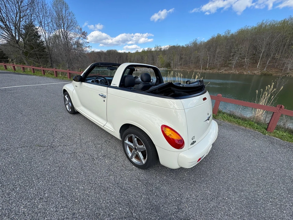 2005 Chrysler PT Cruiser - Image 18 of 31