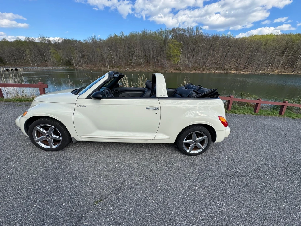 2005 Chrysler PT Cruiser - Image 16 of 31
