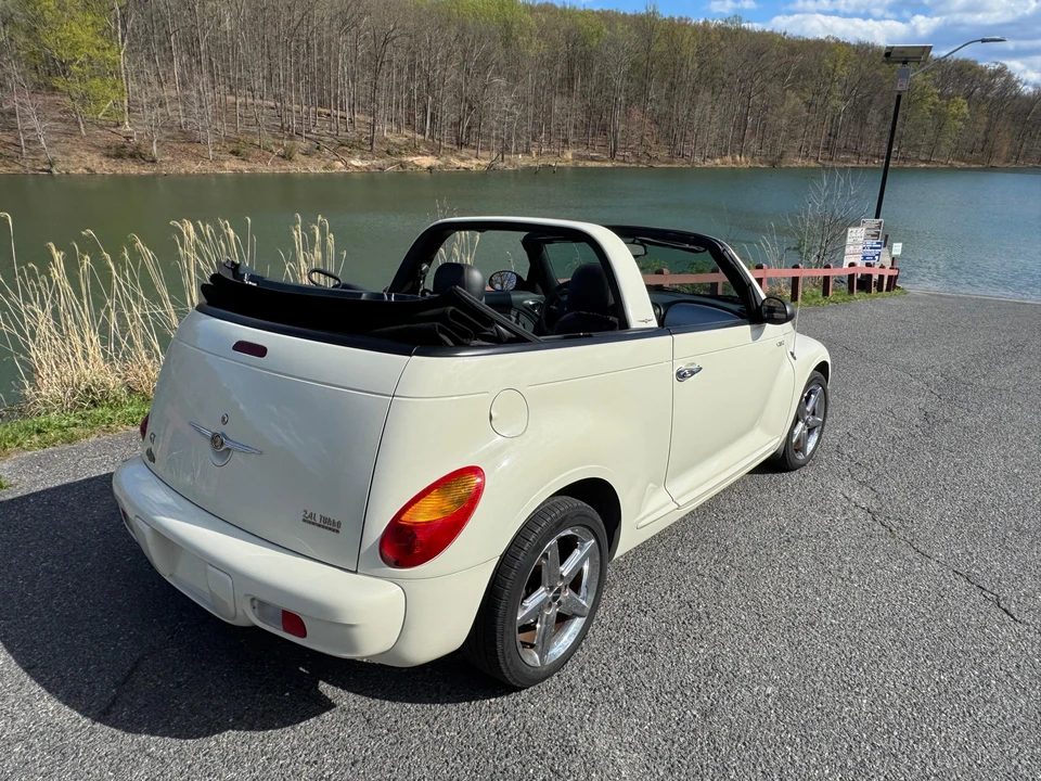 2005 Chrysler PT Cruiser - Image 22 of 31