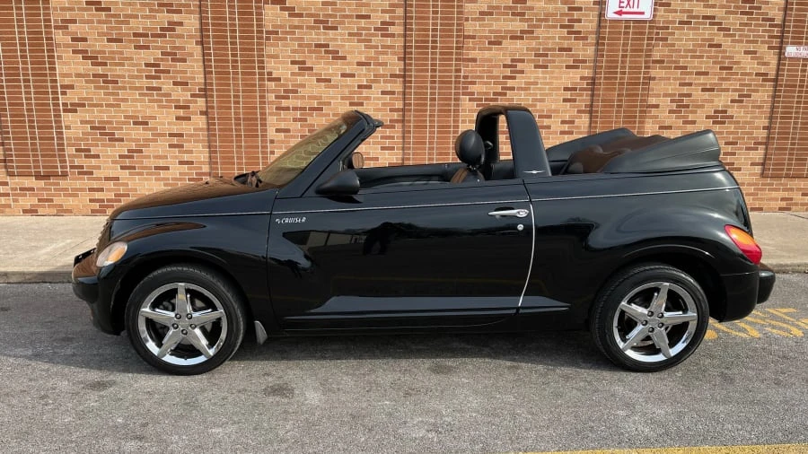 2005 Chrysler PT Cruiser - Image 2 of 10