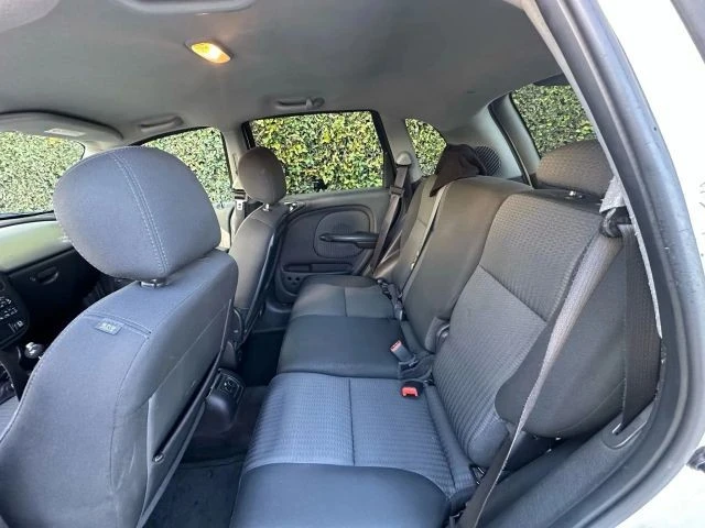 2005 Chrysler PT Cruiser - Image 20 of 21