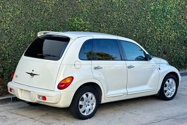 2005 Chrysler PT Cruiser - Image 11 of 21
