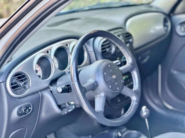 2005 Chrysler PT Cruiser - Image 13 of 21