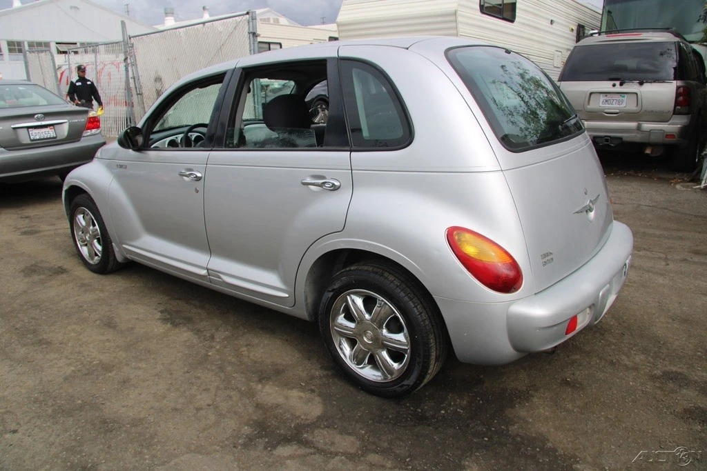 2005 Chrysler PT Cruiser - Image 5 of 21