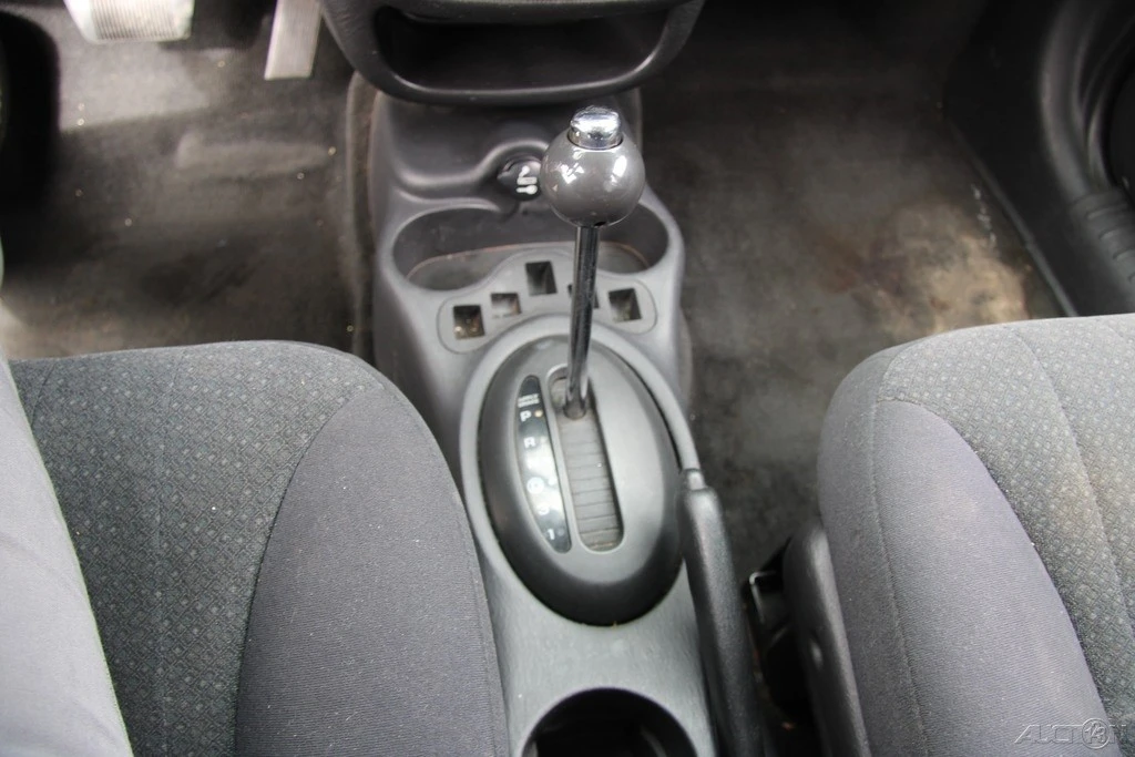 2005 Chrysler PT Cruiser - Image 20 of 21