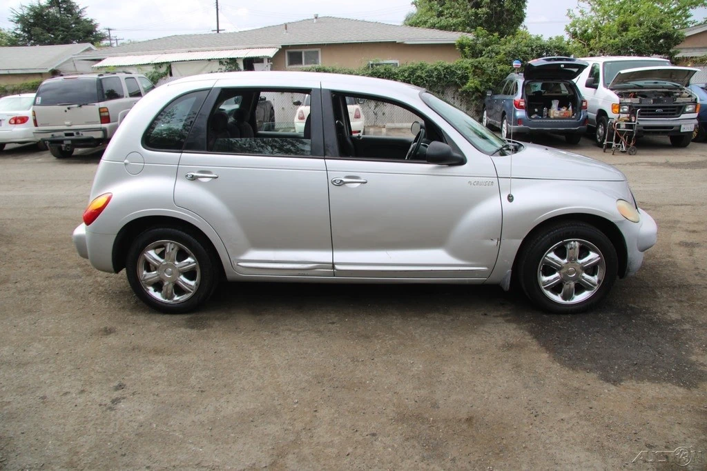 2005 Chrysler PT Cruiser - Image 9 of 21