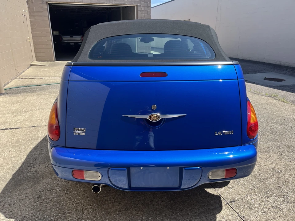 2005 Chrysler PT Cruiser - Image 15 of 31