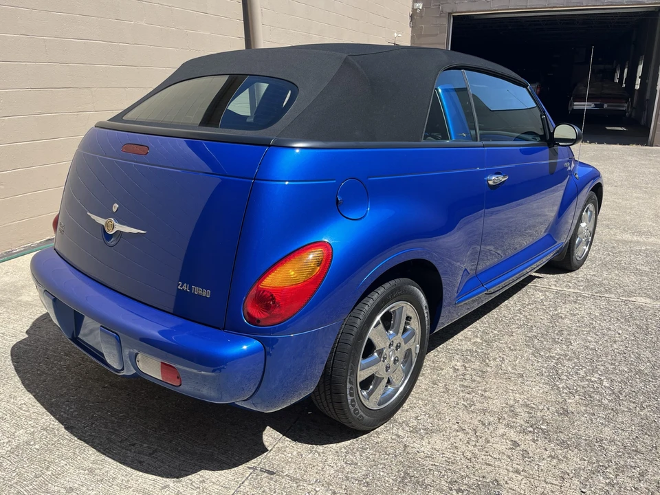 2005 Chrysler PT Cruiser - Image 17 of 31