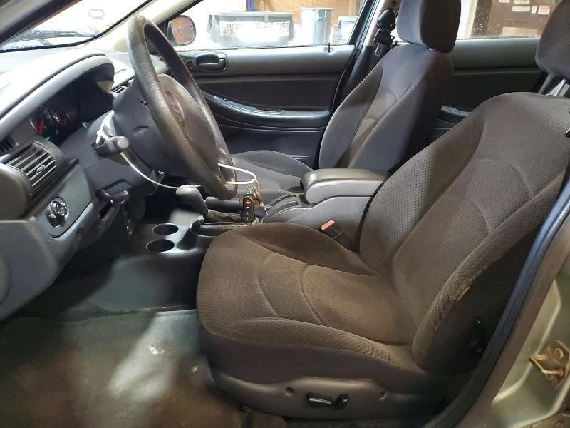 2005 Chrysler Sebring - Image 6 of 9