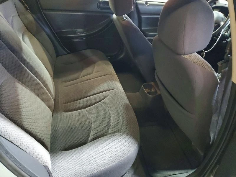 2005 Chrysler Sebring - Image 7 of 9