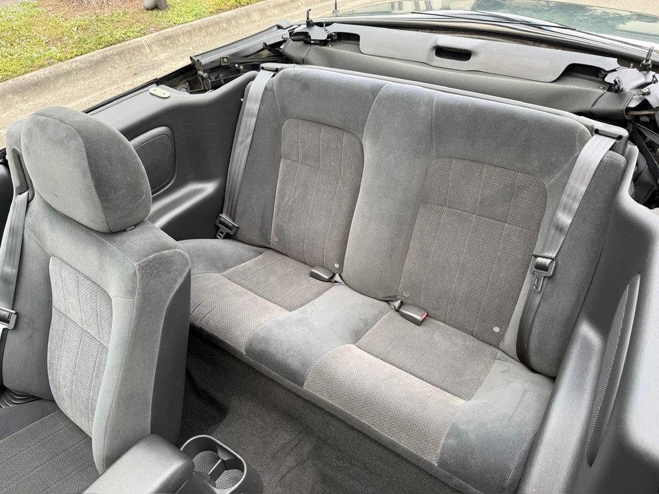 2005 Chrysler Sebring - Image 14 of 21