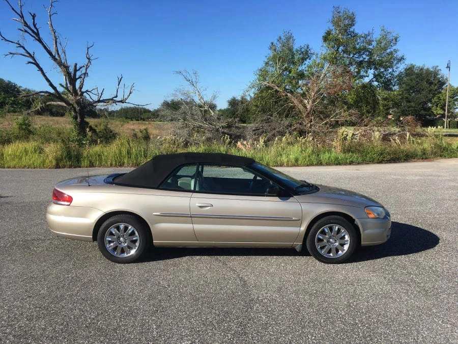 2005 Chrysler Sebring - Image 2 of 6