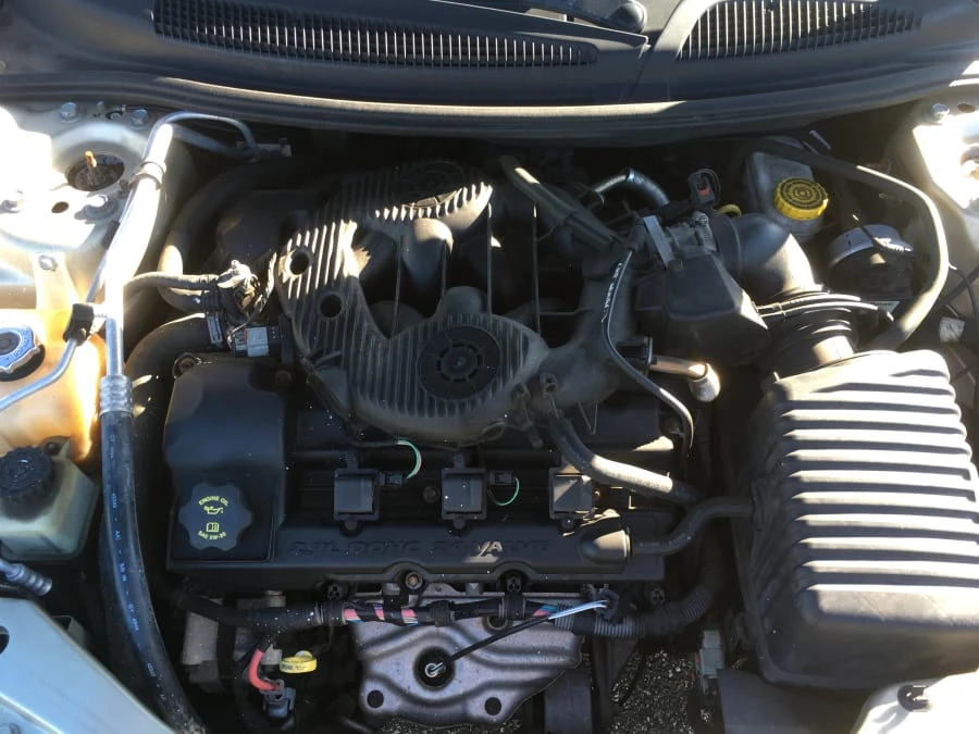 2005 Chrysler Sebring - Image 6 of 6