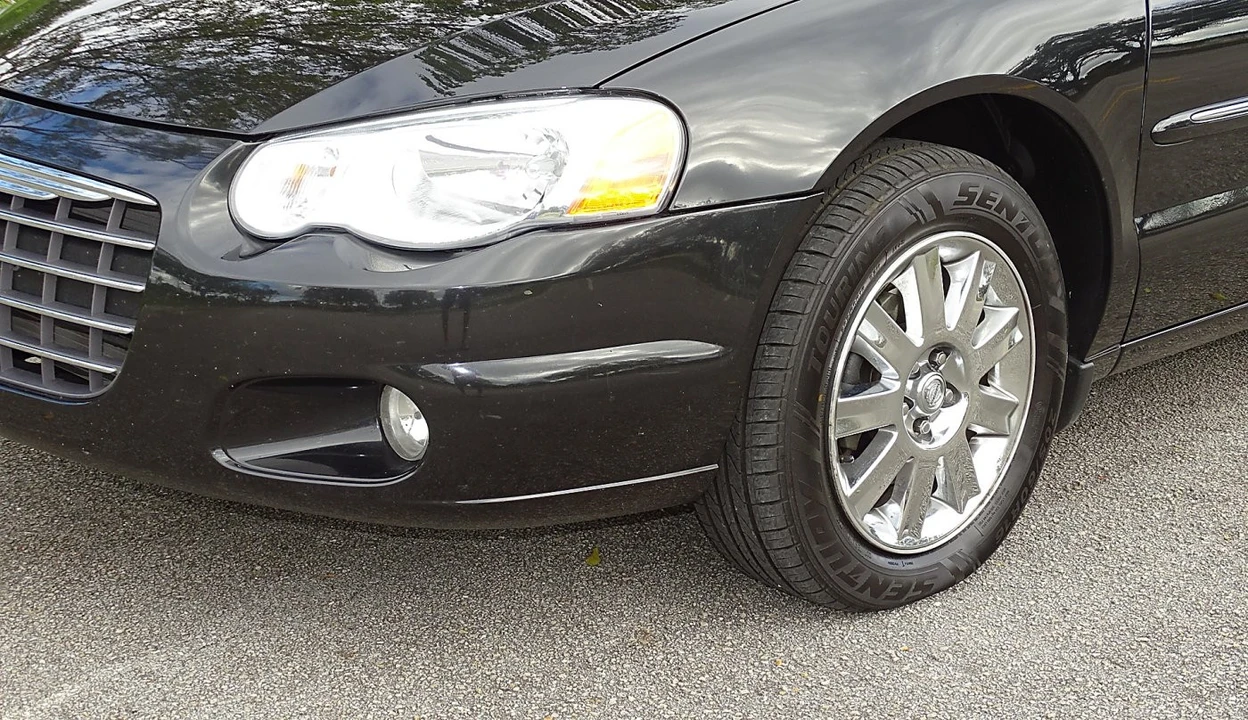 2005 Chrysler Sebring - Image 14 of 21