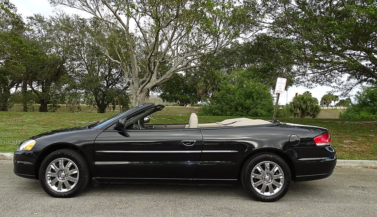 2005 Chrysler Sebring - Image 2 of 21