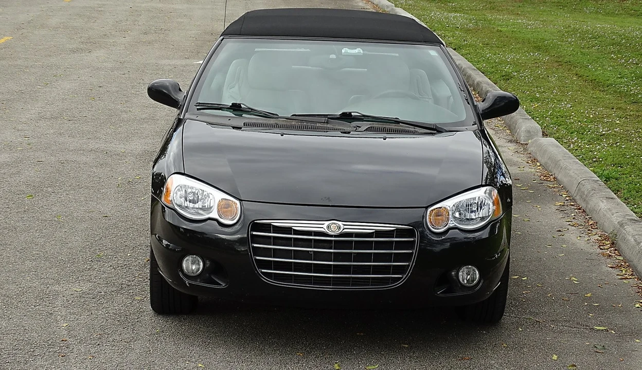 2005 Chrysler Sebring - Image 15 of 21